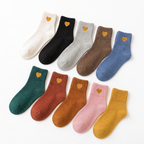 Chaussettes brodées petit cœur doré